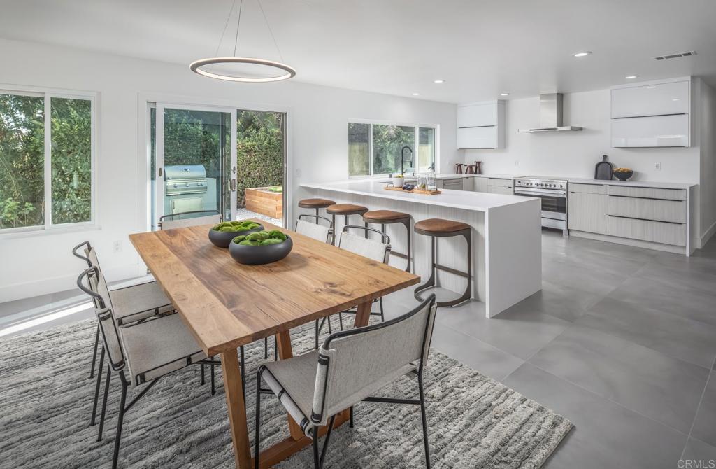 656 Lomas De Oro Court