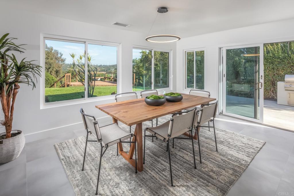 656 Lomas De Oro Court