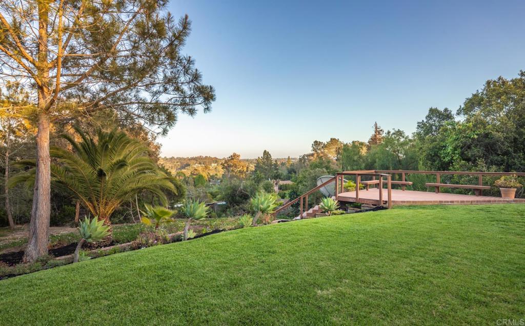 656 Lomas De Oro Court