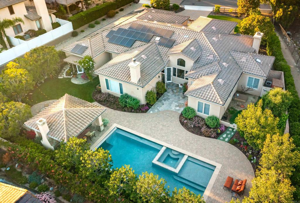 947 Via Di Felicita