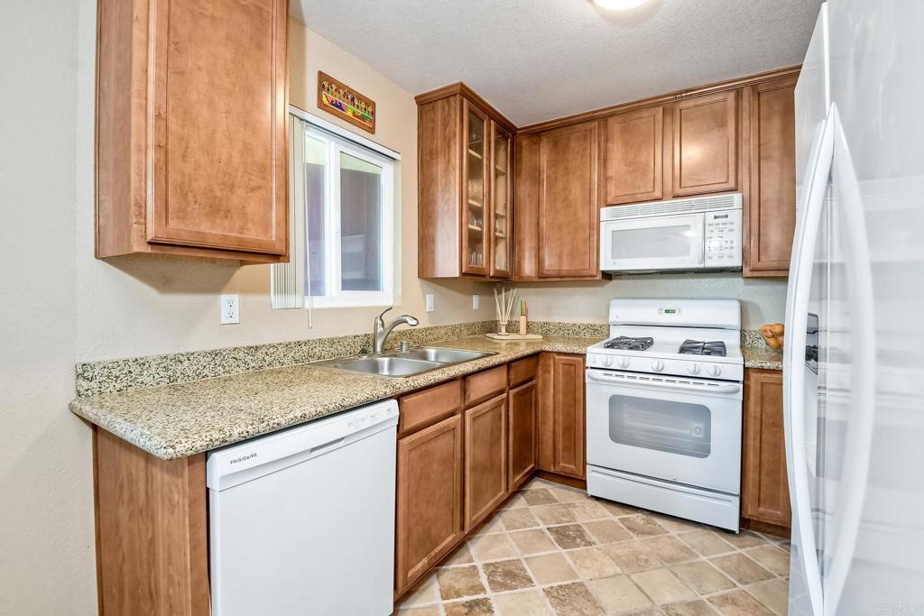 521 Calle Montecito Unit: 108