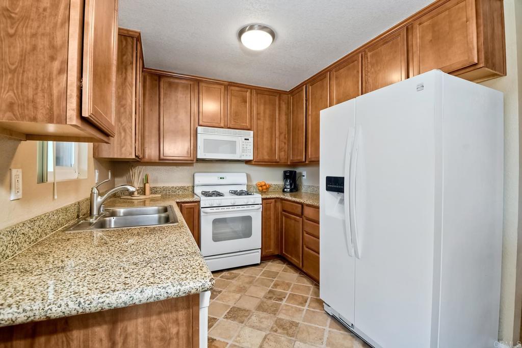 521 Calle Montecito Unit: 108