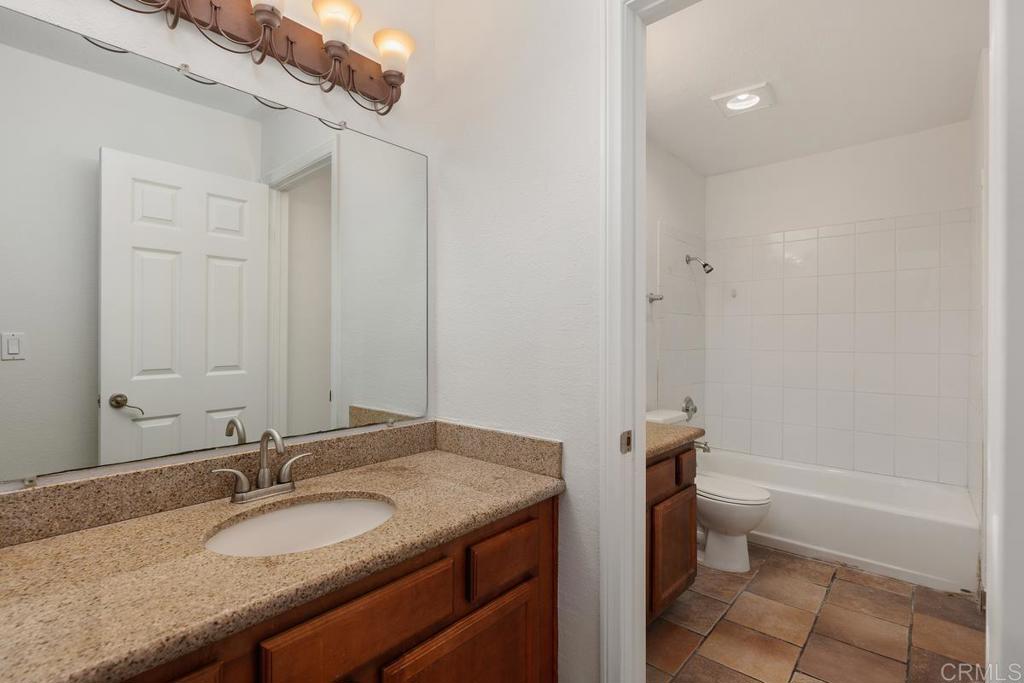 432 Edgehill Lane Unit: 7