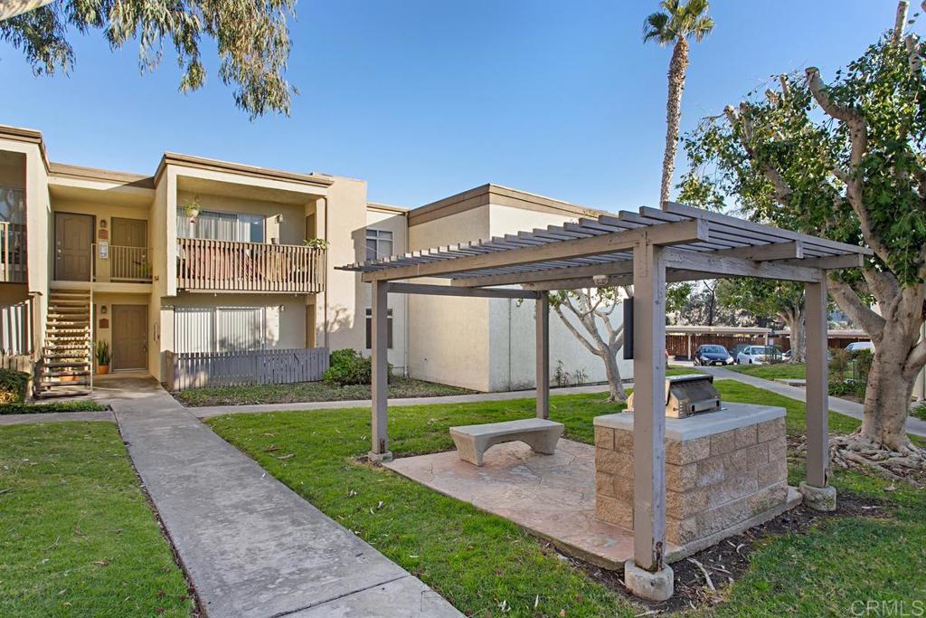 432 Edgehill Lane Unit: 7
