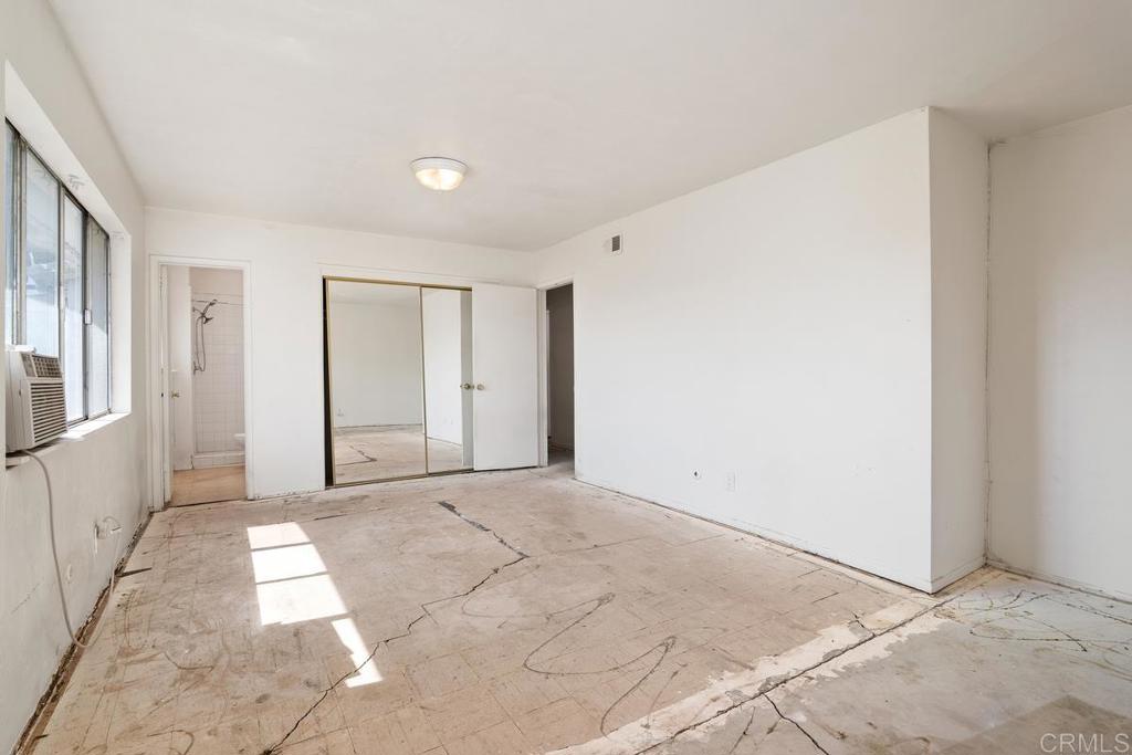 4527 29 63rd Street
