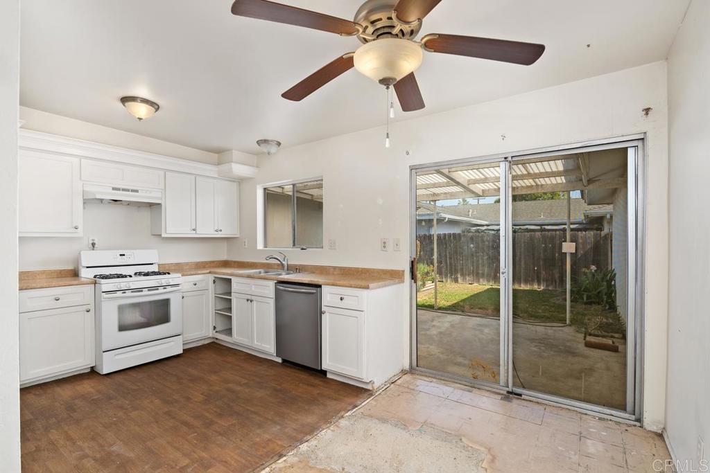 4527 29 63rd Street
