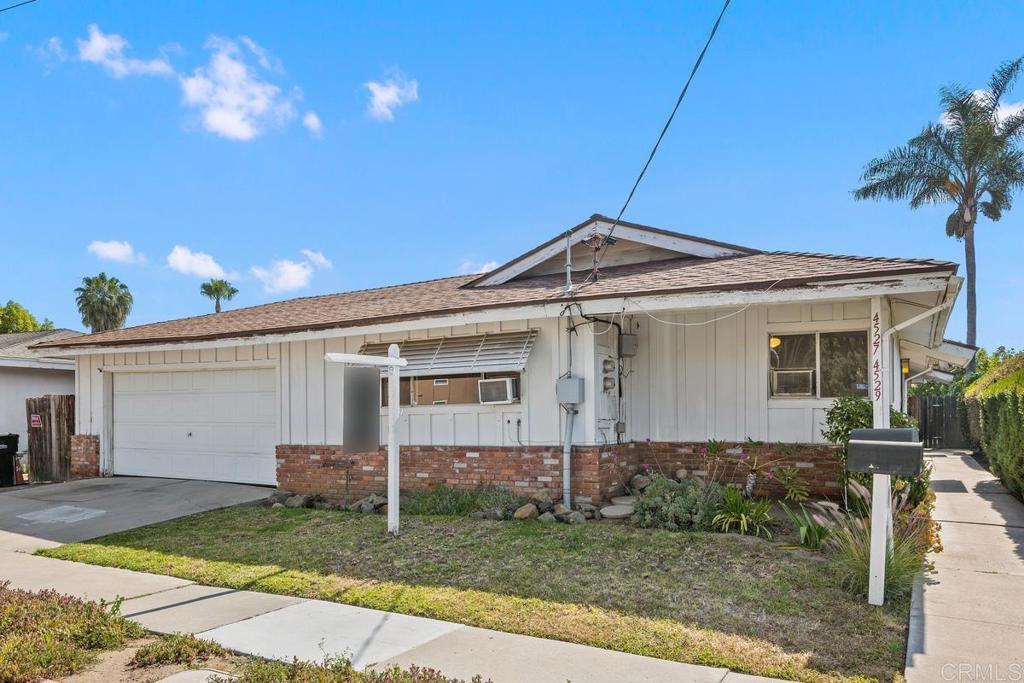 4527 29 63rd Street