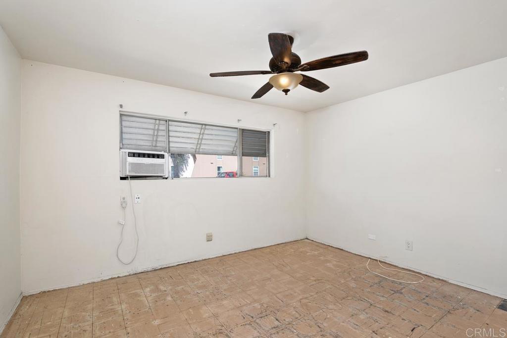 4527 29 63rd Street