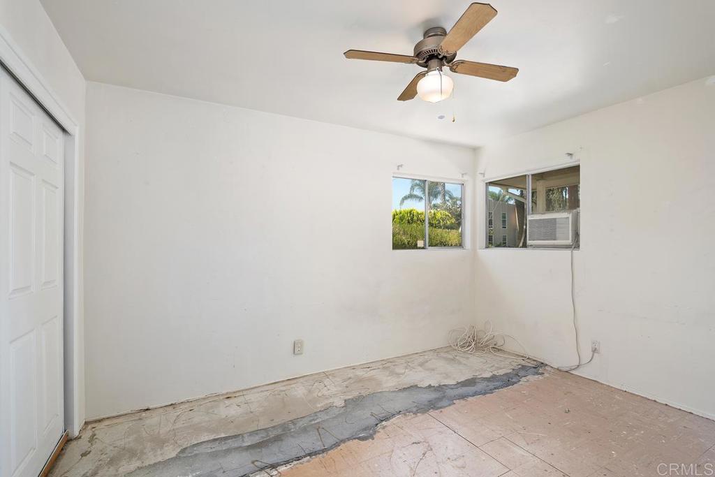 4527 29 63rd Street