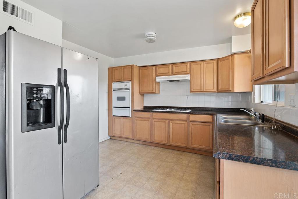 4527 29 63rd Street