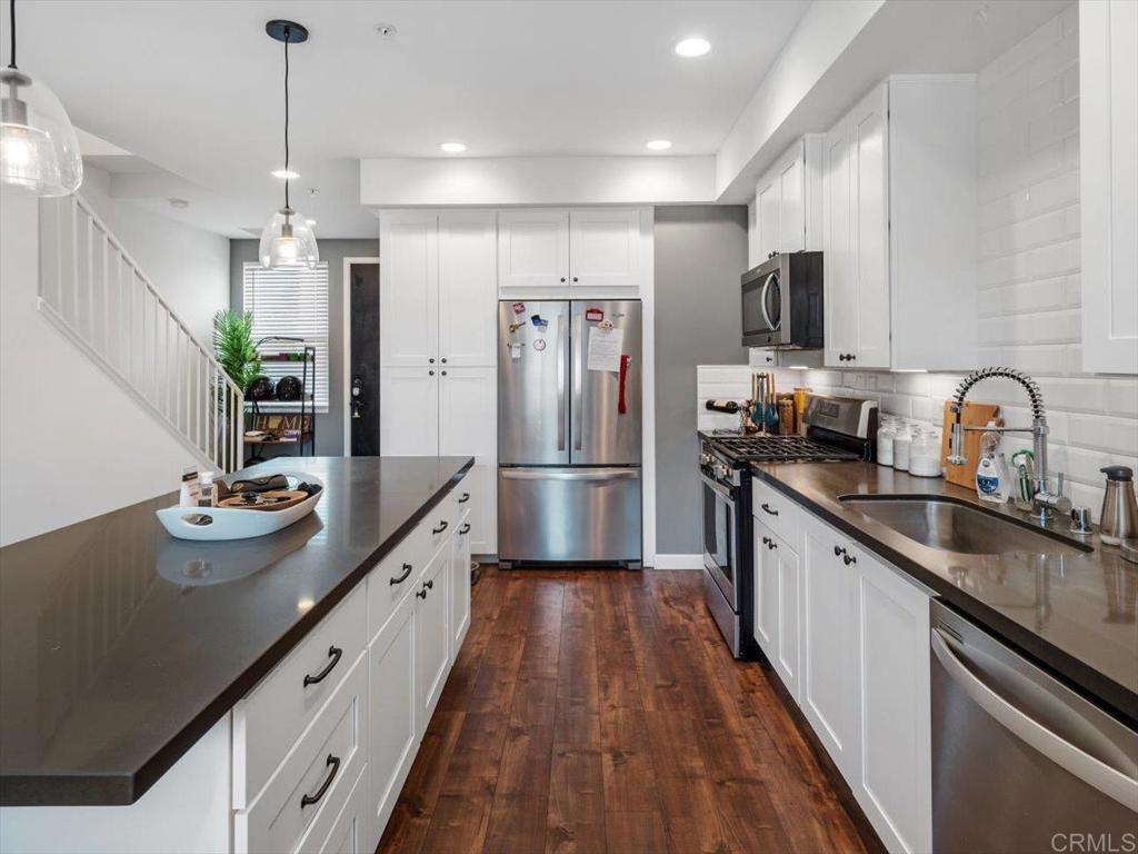 4100 Voltaire Street Unit: 216