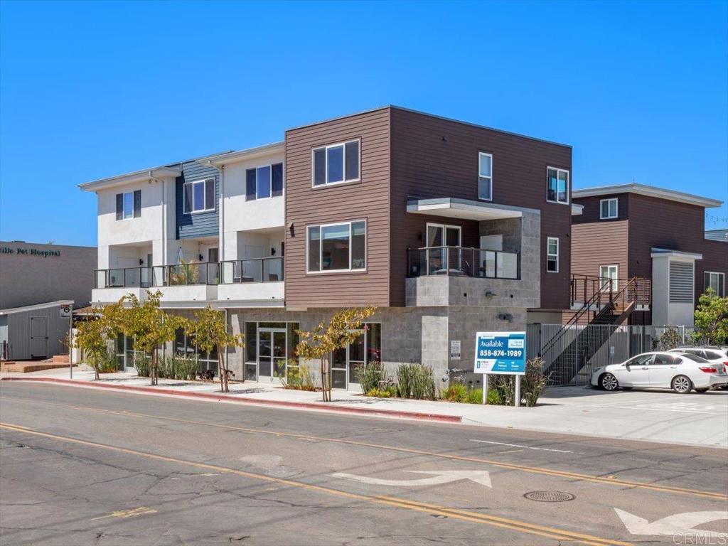 4100 Voltaire Street Unit: 216