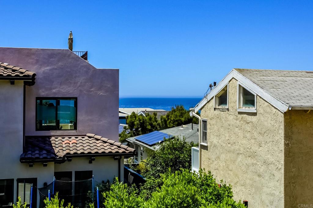 5726 La Jolla Boulevard Unit: 204