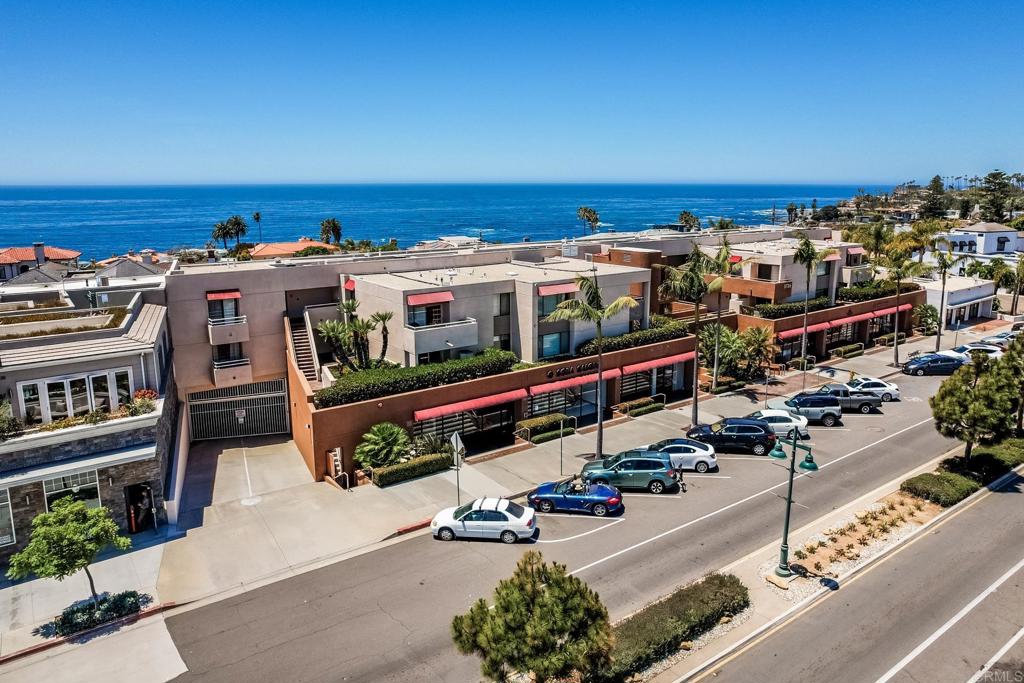 5726 La Jolla Boulevard Unit: 204