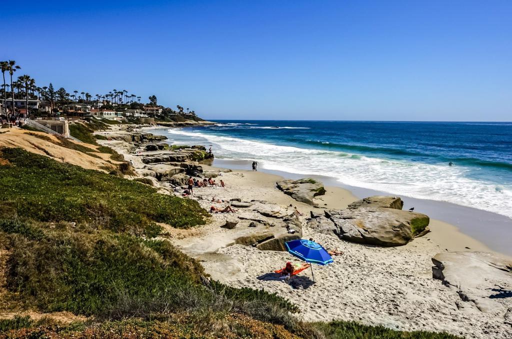 5726 La Jolla Boulevard Unit: 204