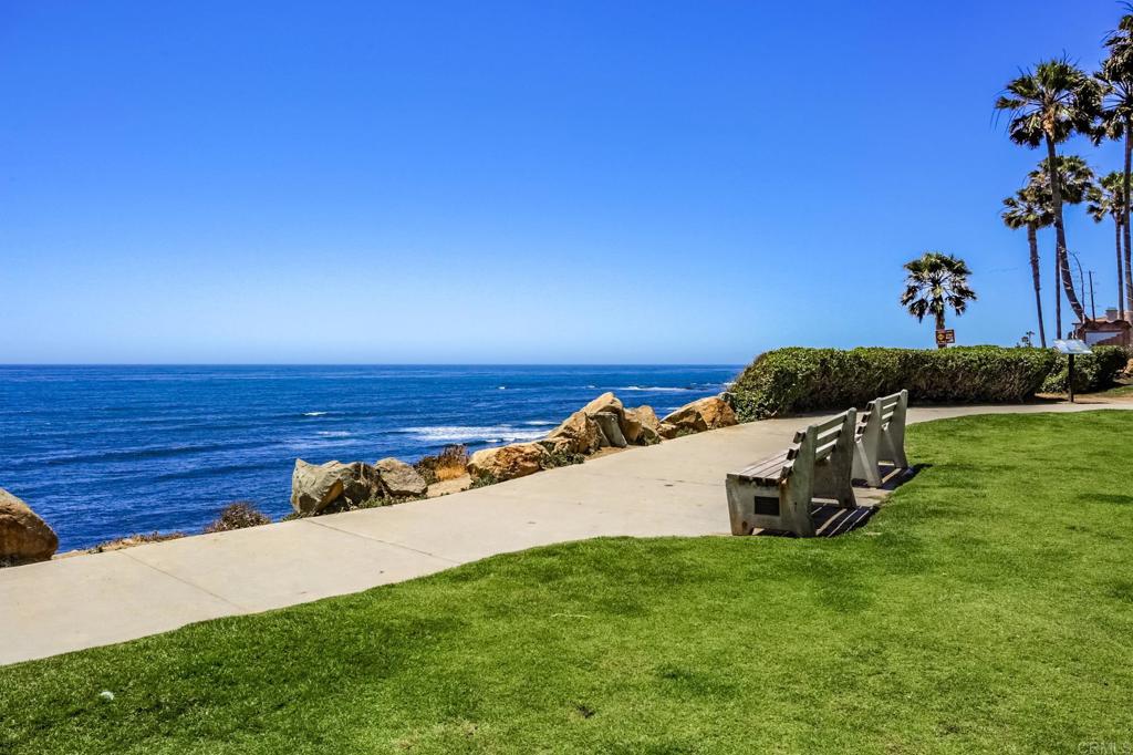 5726 La Jolla Boulevard Unit: 204