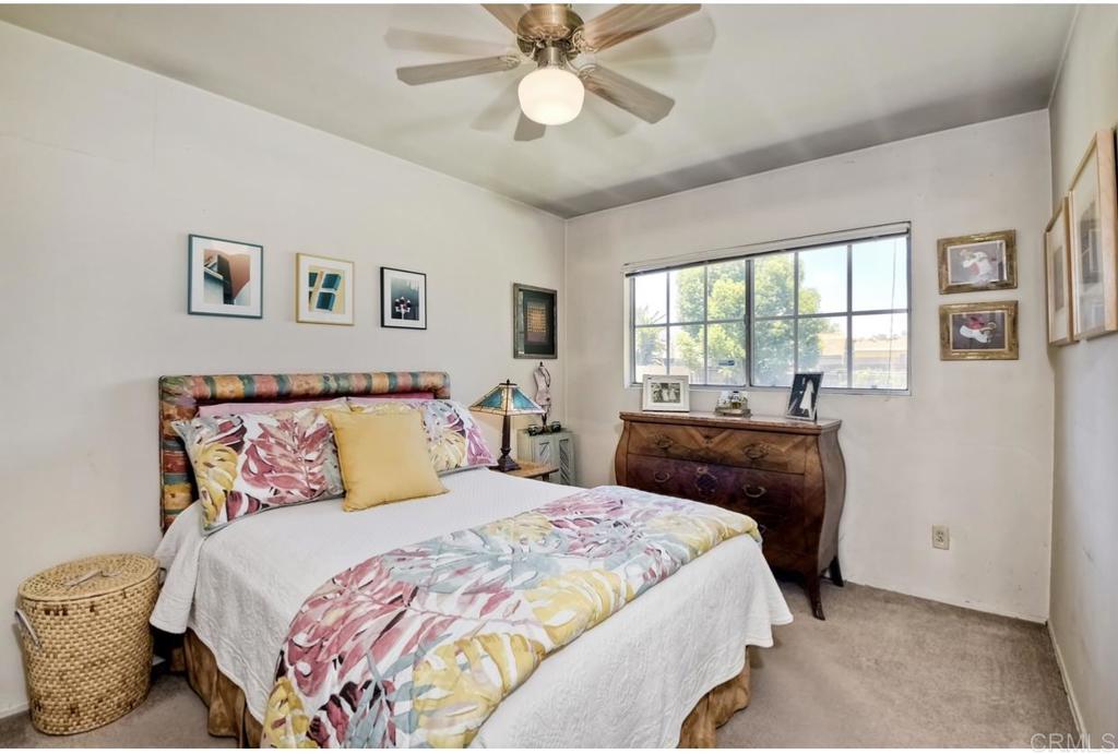 846 Pearl Pl