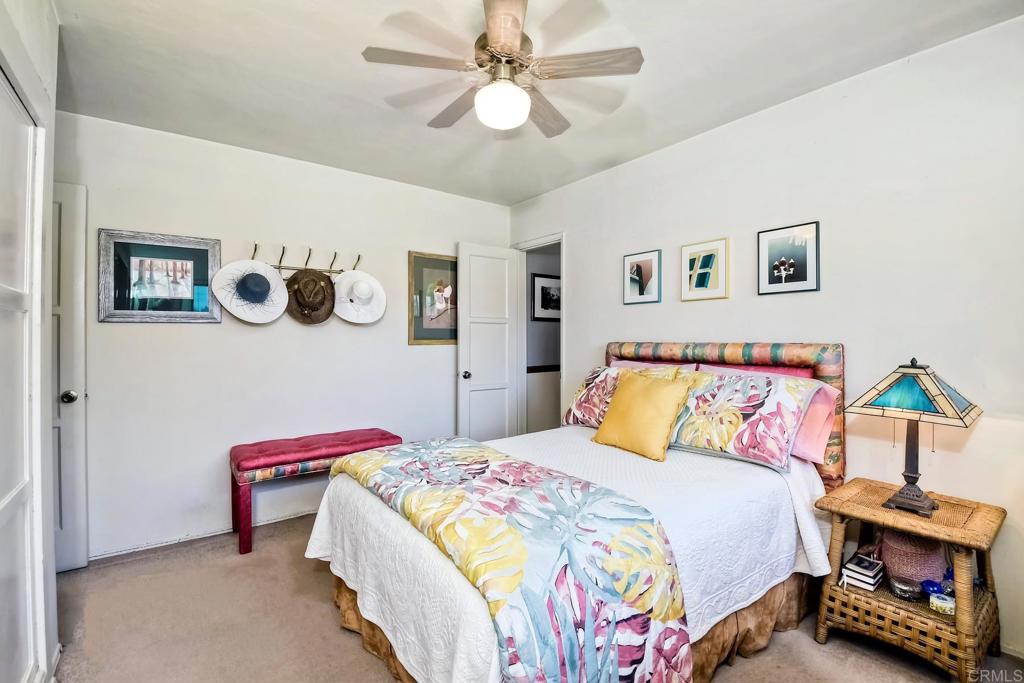 846 Pearl Pl