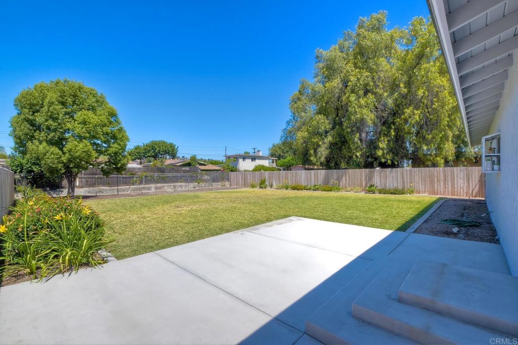 846 Pearl Pl