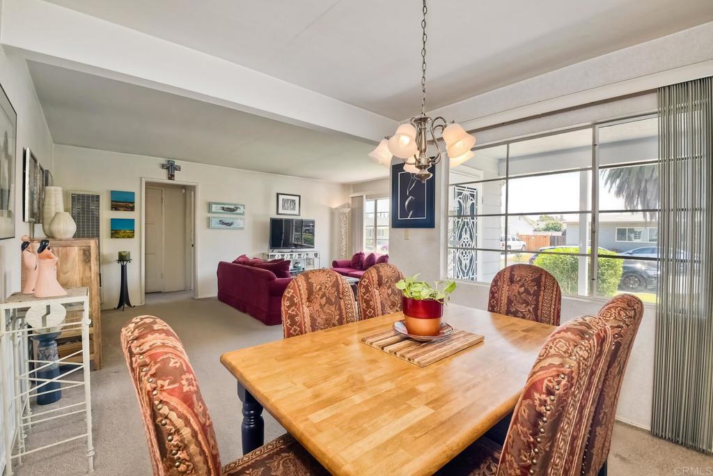 846 Pearl Pl