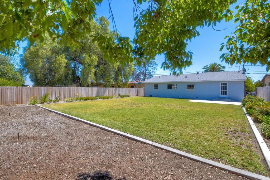 846 Pearl Pl
