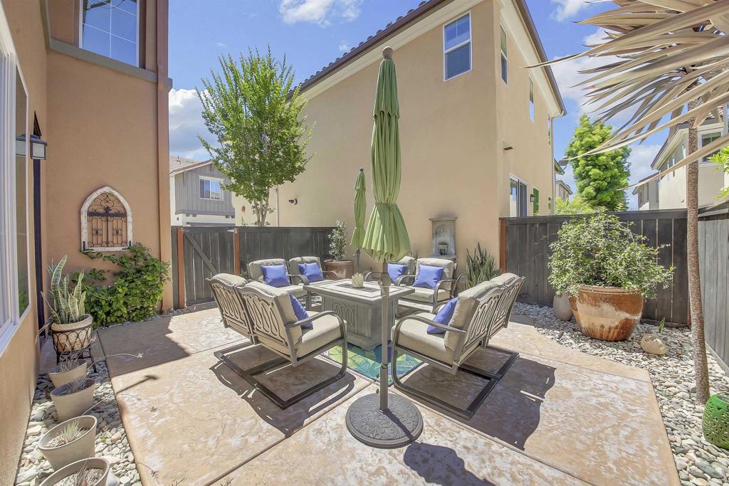 1503 Chert Drive
