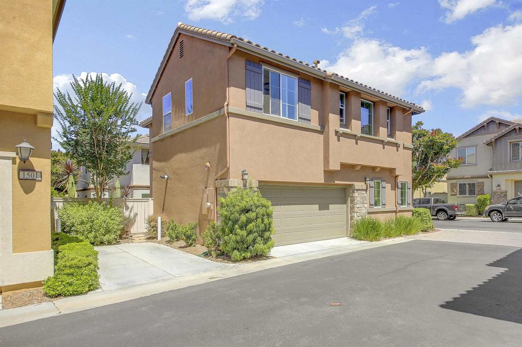 1503 Chert Drive