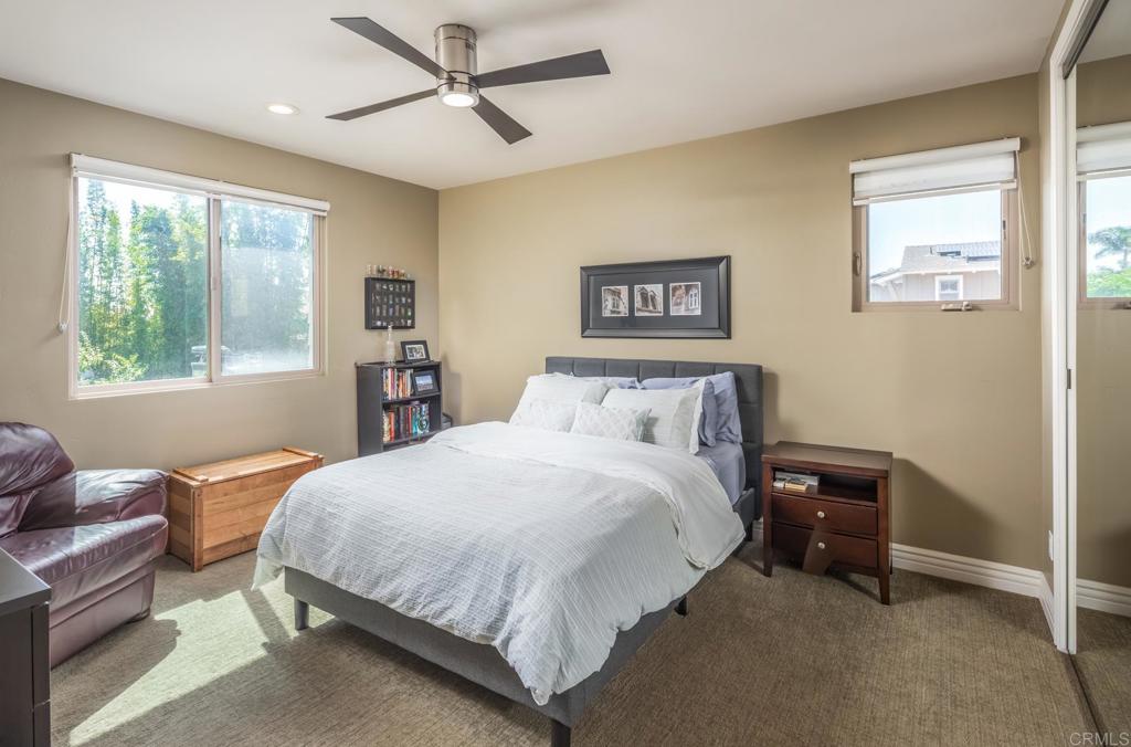 1905 Paxton Way