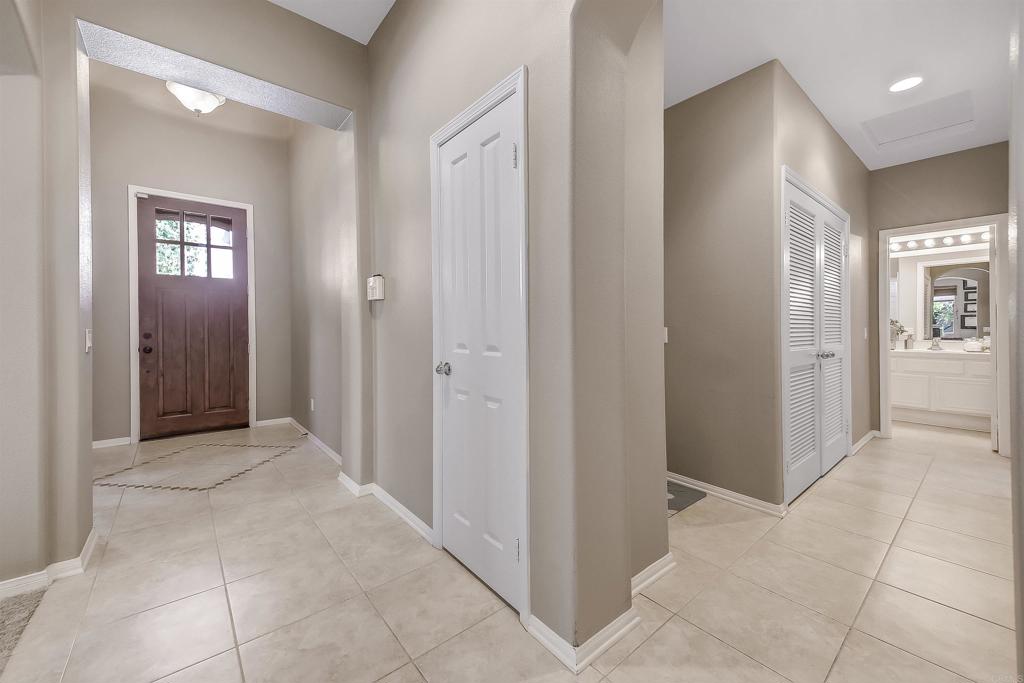 1551 Crescent Place