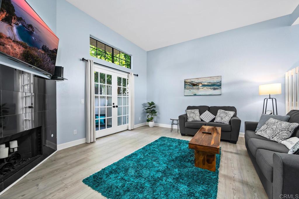 2372 Altisma Way Unit: B