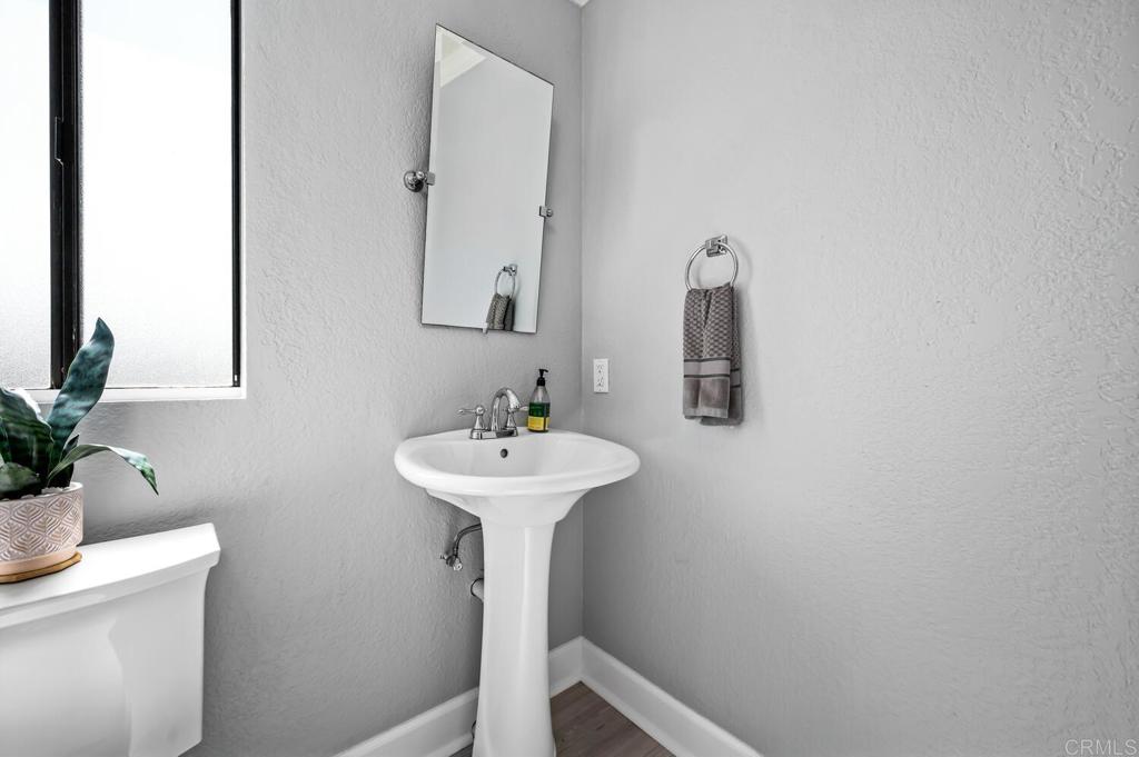 2372 Altisma Way Unit: B