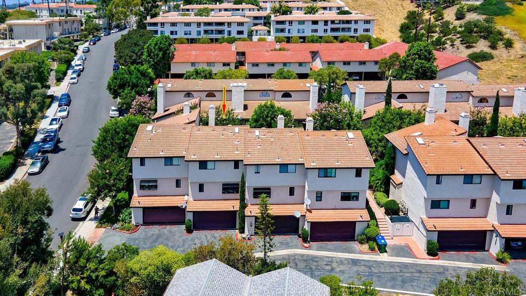 2372 Altisma Way Unit: B