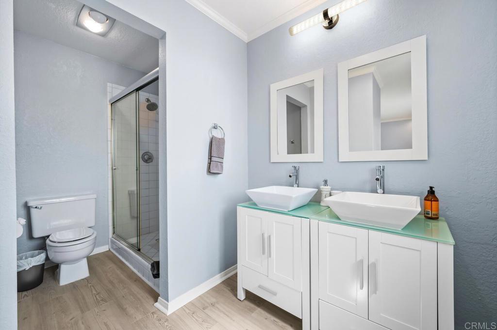2372 Altisma Way Unit: B
