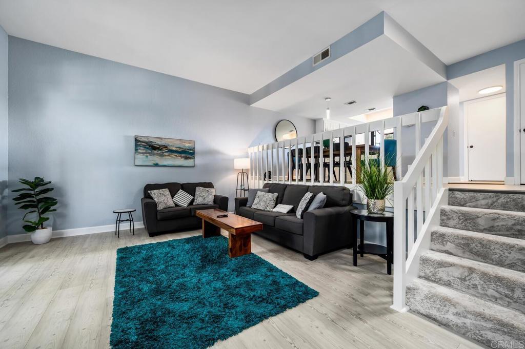 2372 Altisma Way Unit: B