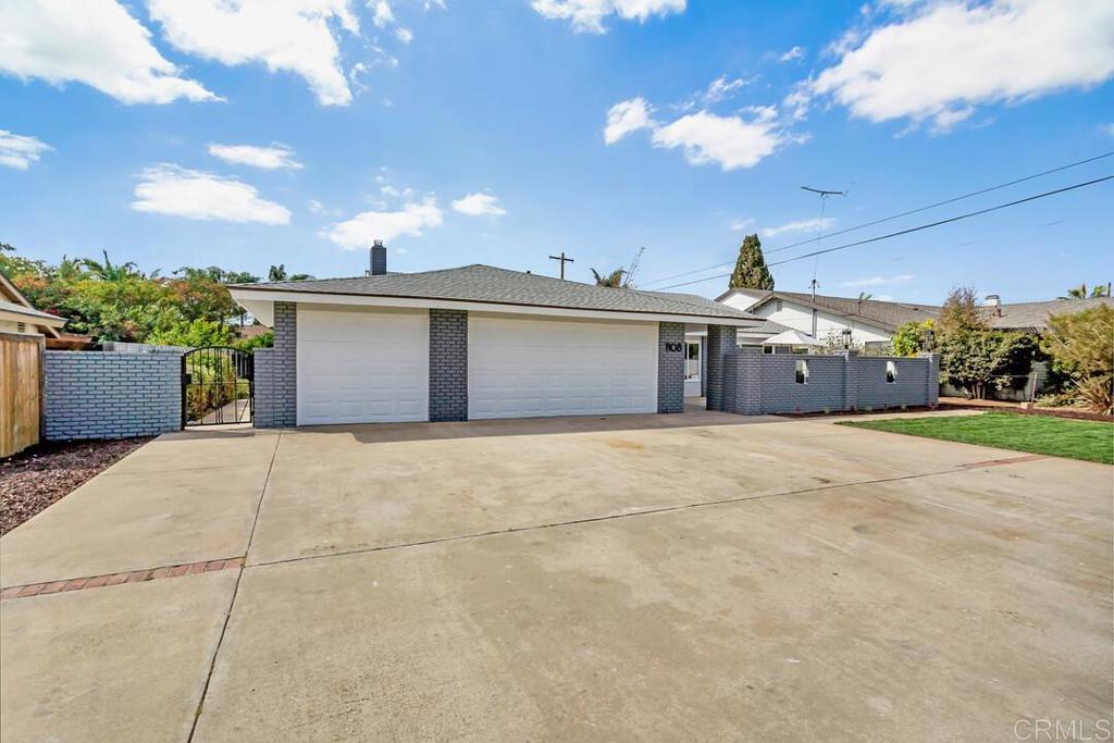 1108 Vista Way