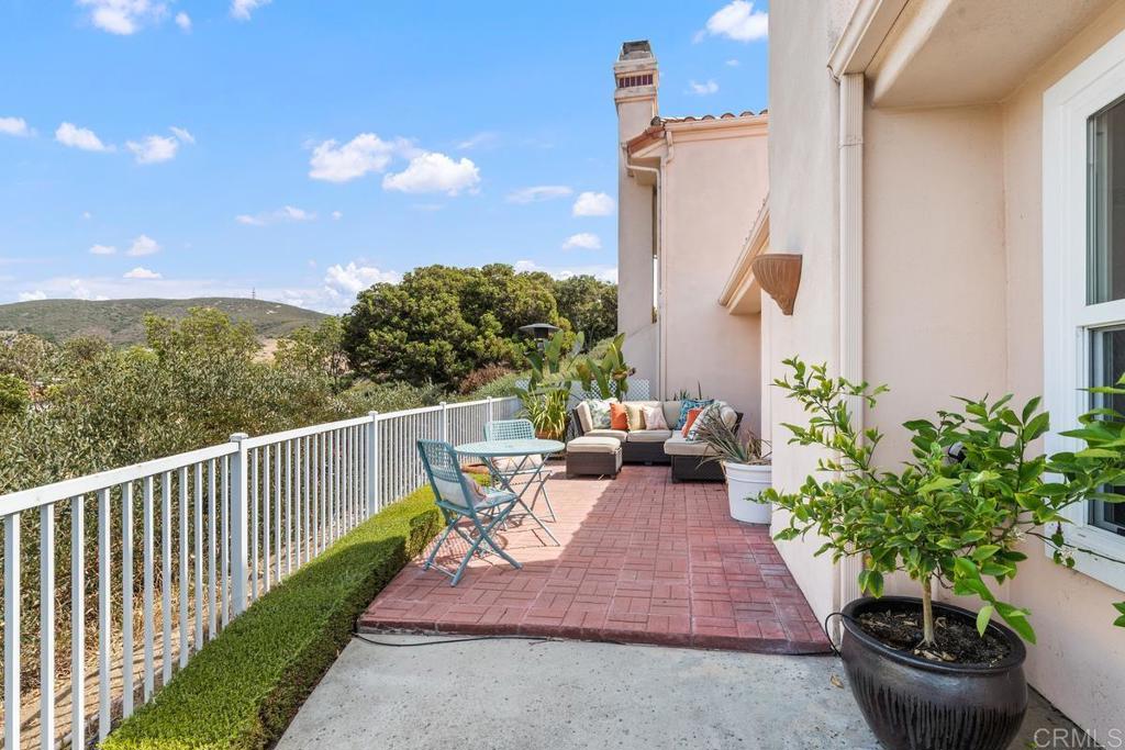 1218 Rue Saint Moritz