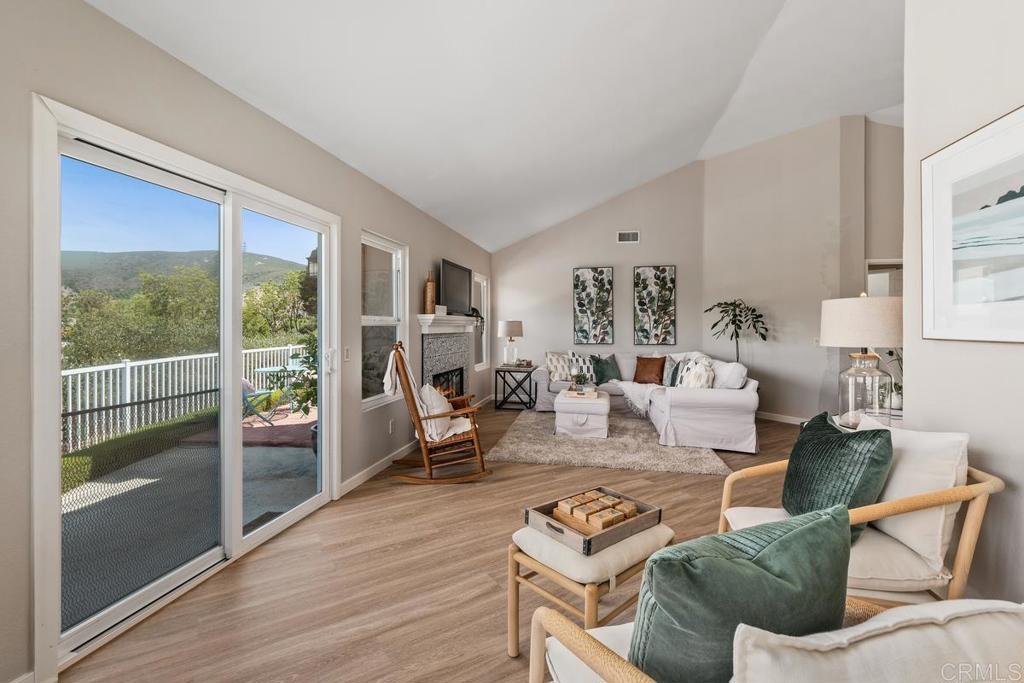 1218 Rue Saint Moritz