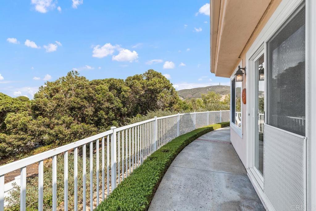 1218 Rue Saint Moritz