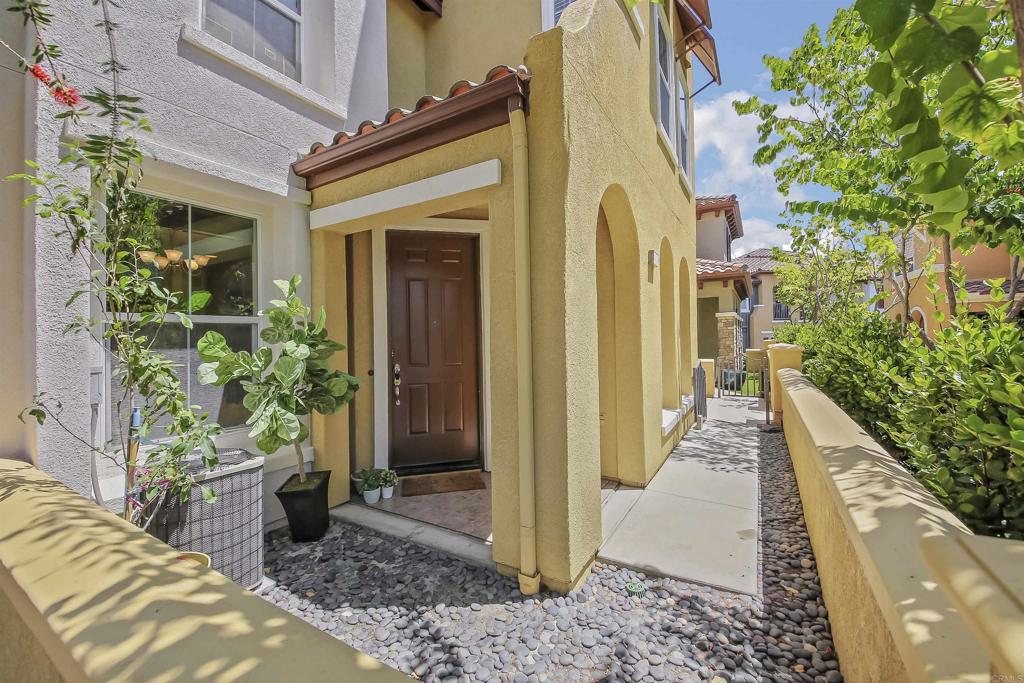 1107 Goddard Street