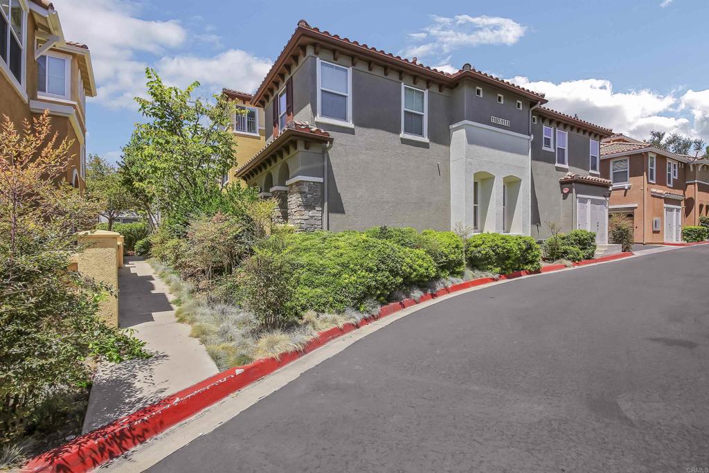 1107 Goddard Street