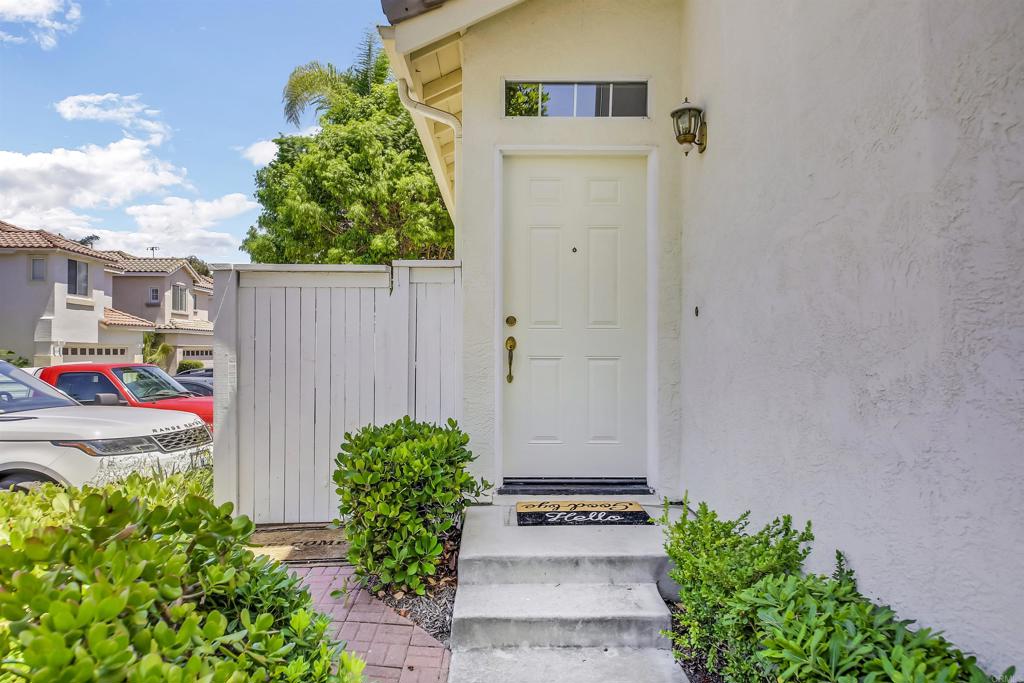 1816 Cayman Way