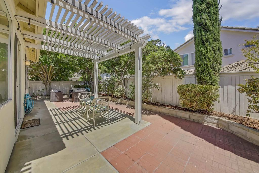 1816 Cayman Way