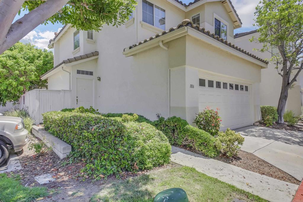 1816 Cayman Way