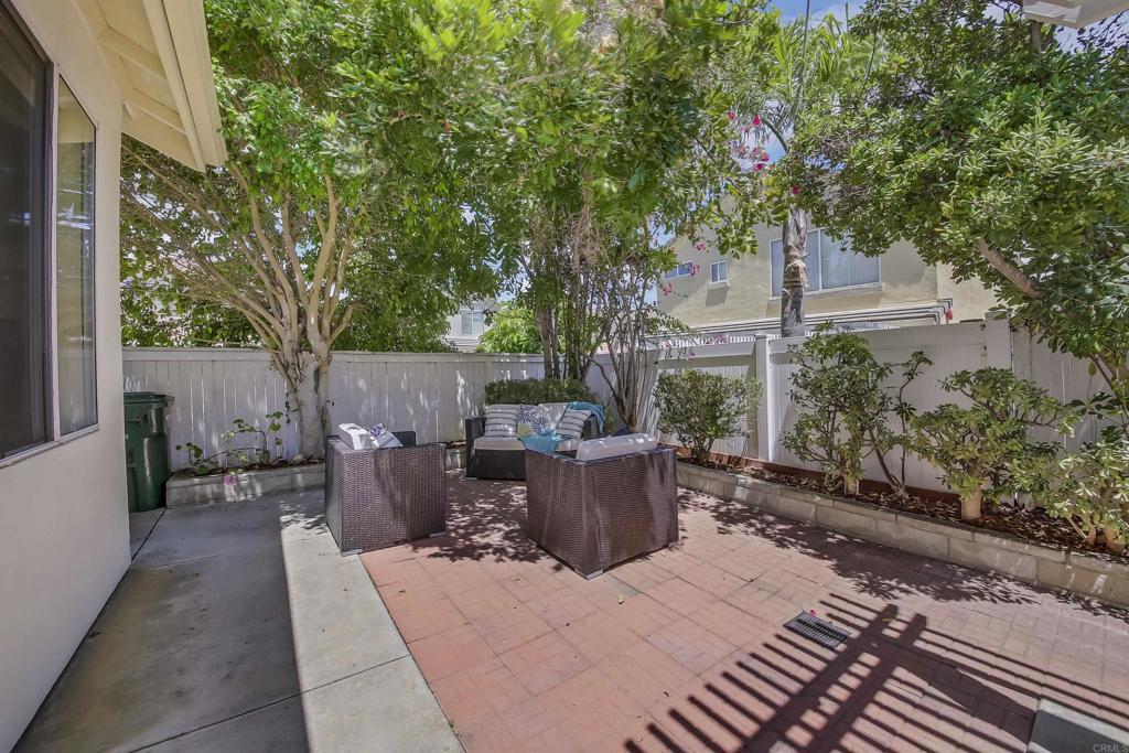 1816 Cayman Way
