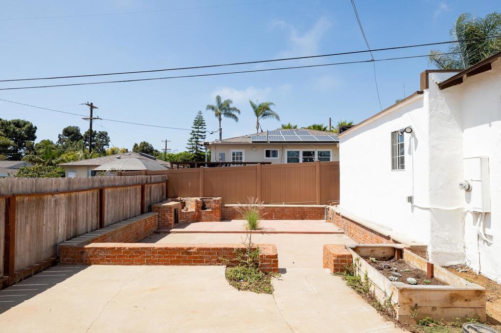 916 Alberta Avenue