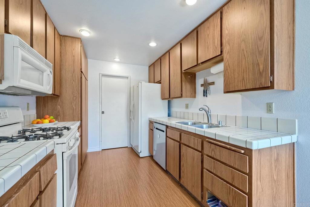 4213 La Pinata Way Unit: 245