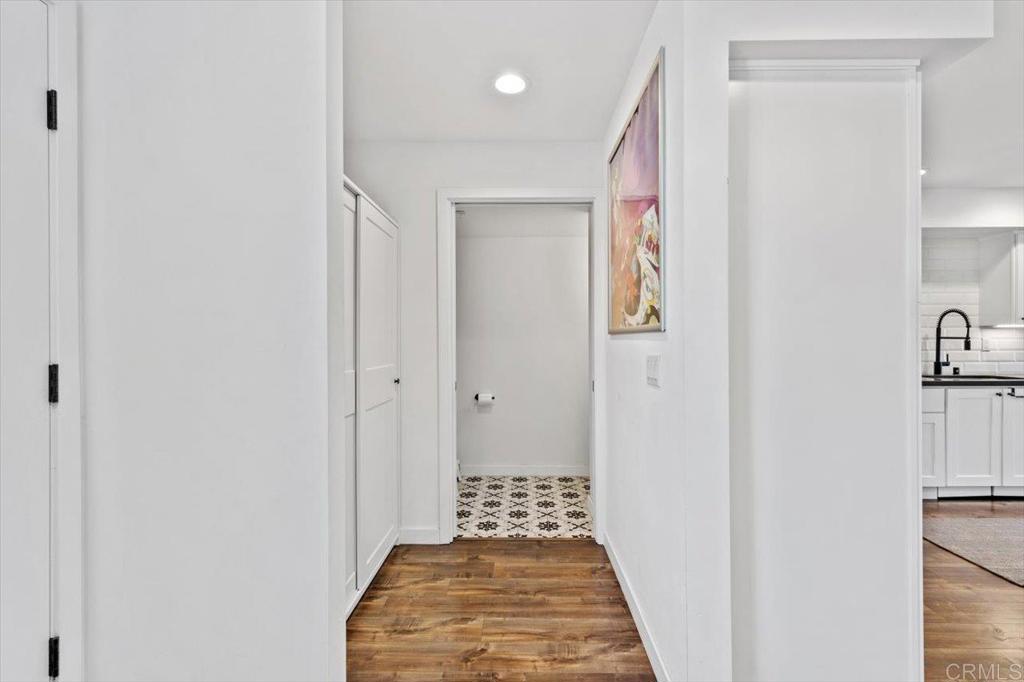 4100 Voltaire Street Unit: 211