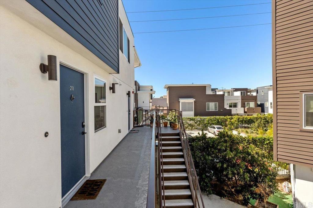 4100 Voltaire Street Unit: 211