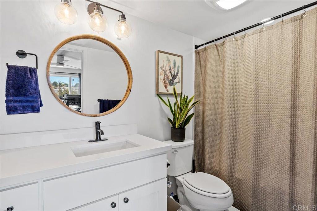4100 Voltaire Street Unit: 211