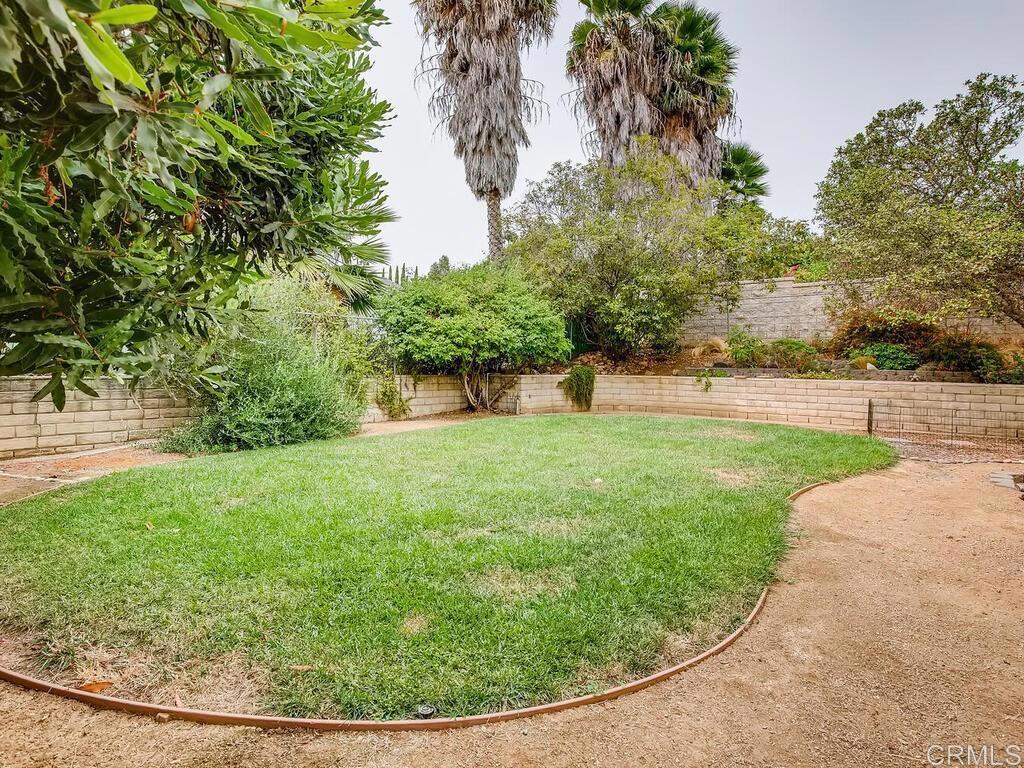 225 Poinsettia Avenue